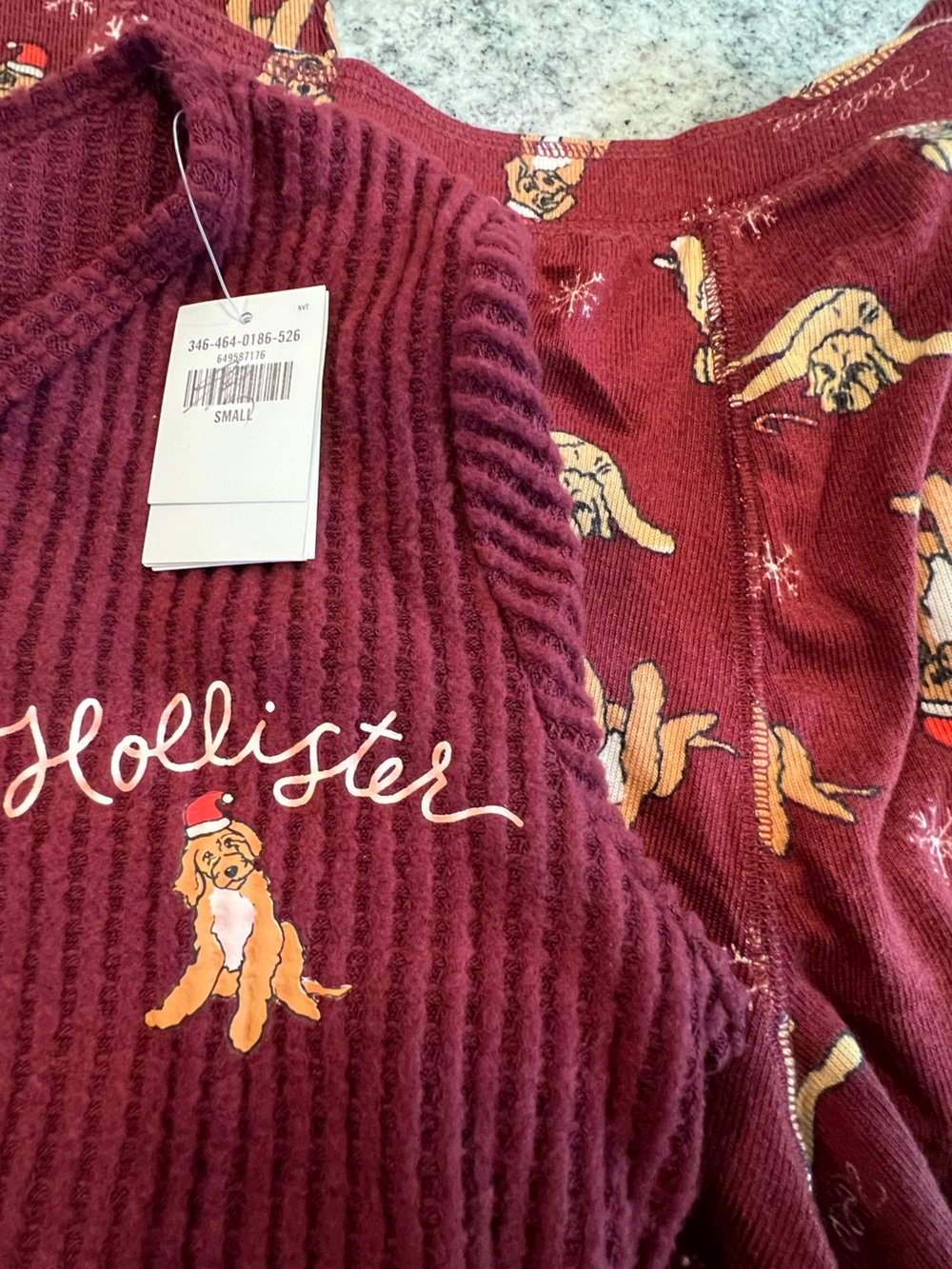 2 pc Hollister 🐶 Holiday Dog Burgundy Pajama Set - Top & Pants Soft
